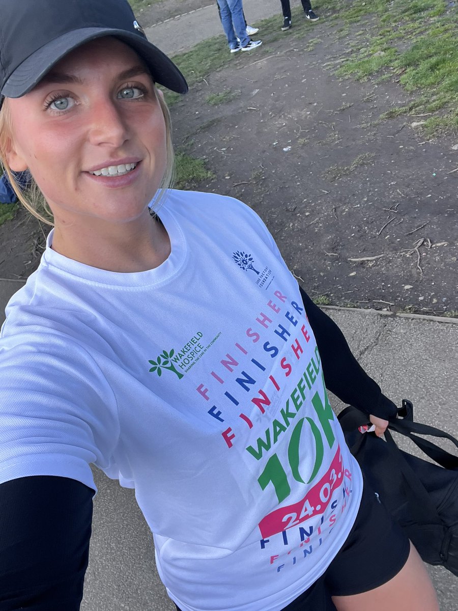 Completed Wakefield Hospice 10KM this morning with a PB time!🏆Spotted lots of familiar @MidYorkshireNHS staff faces on the course, Mr Southern, Plastics Consultant & lovely Terry G32a’s domestic to name a few 🕊️💚 Gorgeous end to 5 days AL, ready to get back to hub life tomorrow