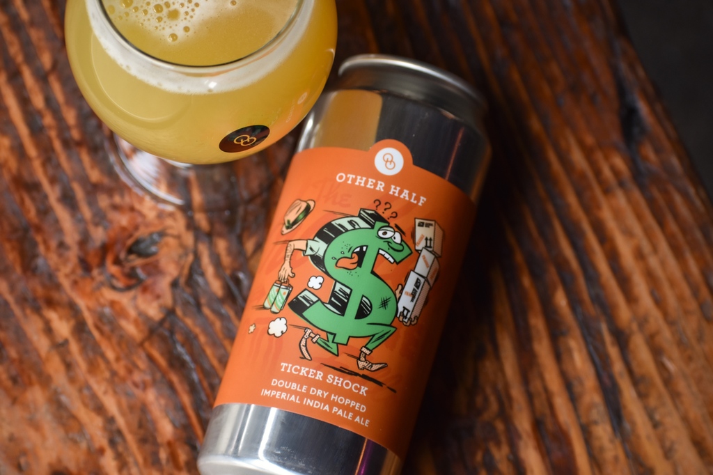 No need to pay attention to the market with this release!⁠ ⁠ Back at it with the crew over @morningbreathinc on this iconic label for a juice bomb of a DIPA! Smooth and flavorful while still being crushable? Yes.⁠ ⁠ Now available. ⁠