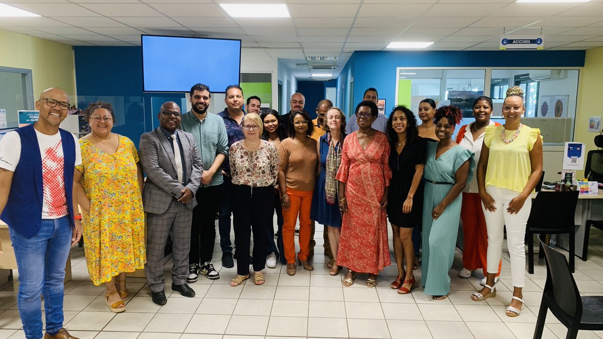 ARMLOceanIndien's tweet photo. Ahmed EL-KHADIRI, délégué général de l'@UNmissionlocale  à la rencontre des jeunes et des Missions Locales de La Réunion et de Mayotte  sur la période du 11 au 16 mars 2024
👉 Retour en images 
#jeunes  #insertion #MissionsLocales https://t.co/alplzKm0rQ