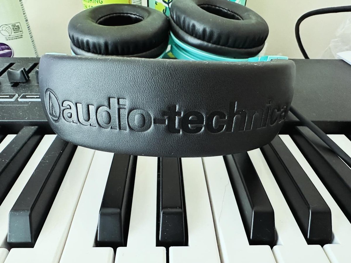 Here are my Audio-Technica ATH-M50x closed back studio headphones in Icy blue. 🎧 #studioheadphones #audiotechnica