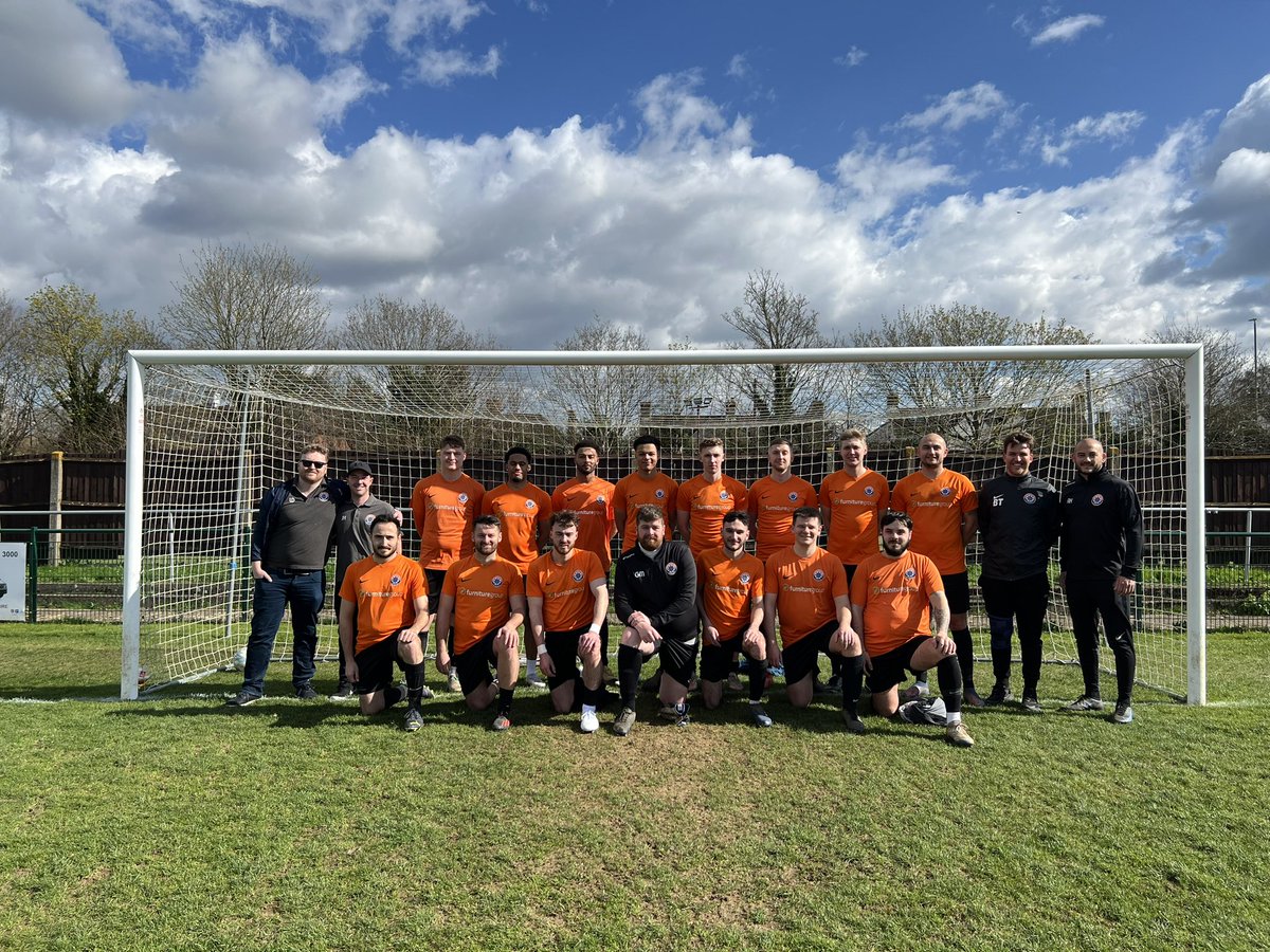 The Wheelies Firsts lose 4-3 on Pens in the league cup to Westoning Abbey 

FT 2-2

Congrats to Westoning on the win, we’ll be back next season 🙌 

<a href="/Ryan__Hayhurst/">Mr Bean</a> ⚽️
<a href="/LuisAdrien_/">LA</a> ⚽️