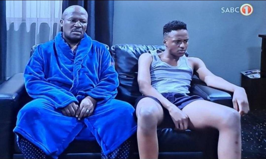 I really tried.This show is boring AF let me switch to #Heavyweights coz angeke👐👐👐👐👐👐

#LifeWithMoshe