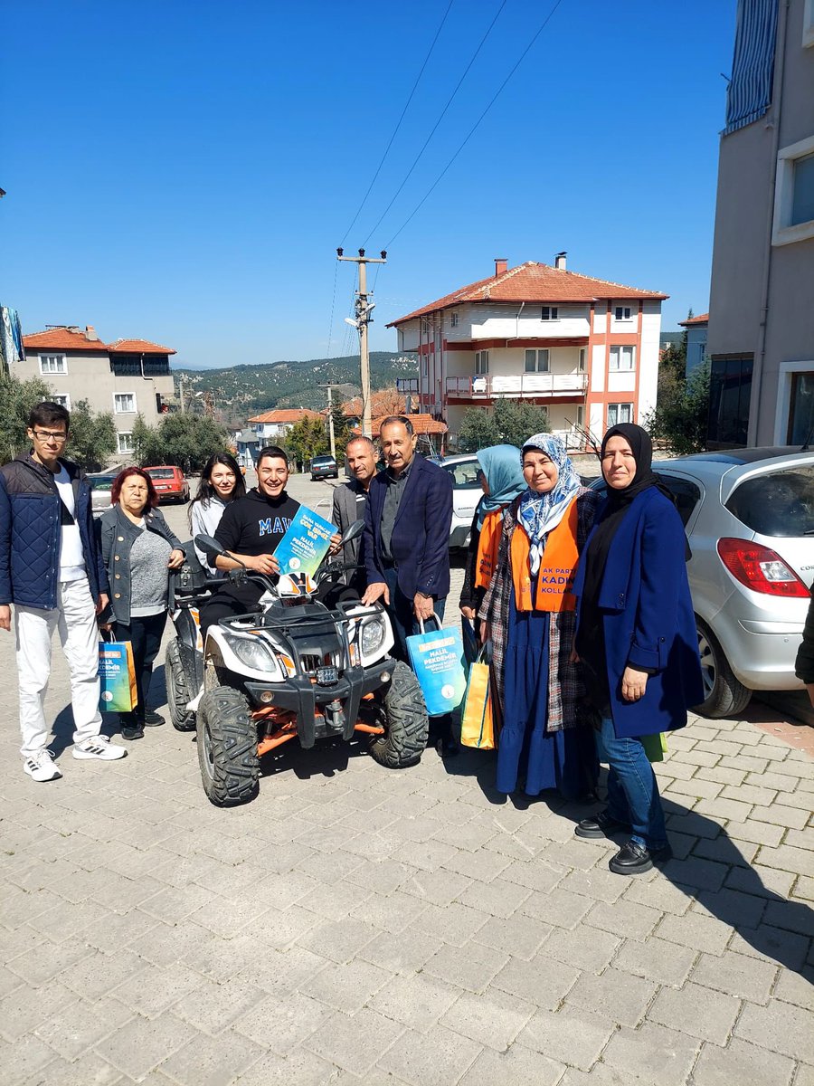 📍Tekke - Gökpınar -Zümrüt  Mahallesi 
İlçe Yönetim Kurulu üyelerimiz ,Gençlik Kollarımız , Kadın Kollarımız ve Meclis Üyesi adaylarımız ile saha çalışmalarına devam ediyoruz.
.
.
#hazırızkararlıyız #pamukkale #pamukkalebizeemanet