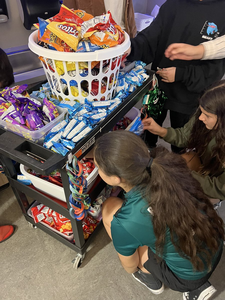 Alexandria Falk tweet media