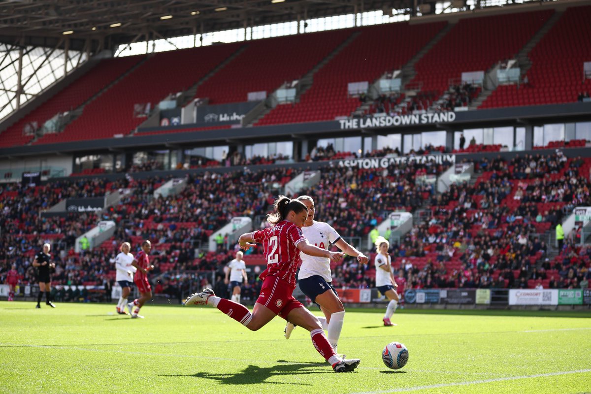 bristolcitywfc's tweet image. Over 5,000 inside Ashton Gate this afternoon. 👏

Thank you as ever for your incredible support. ❤️