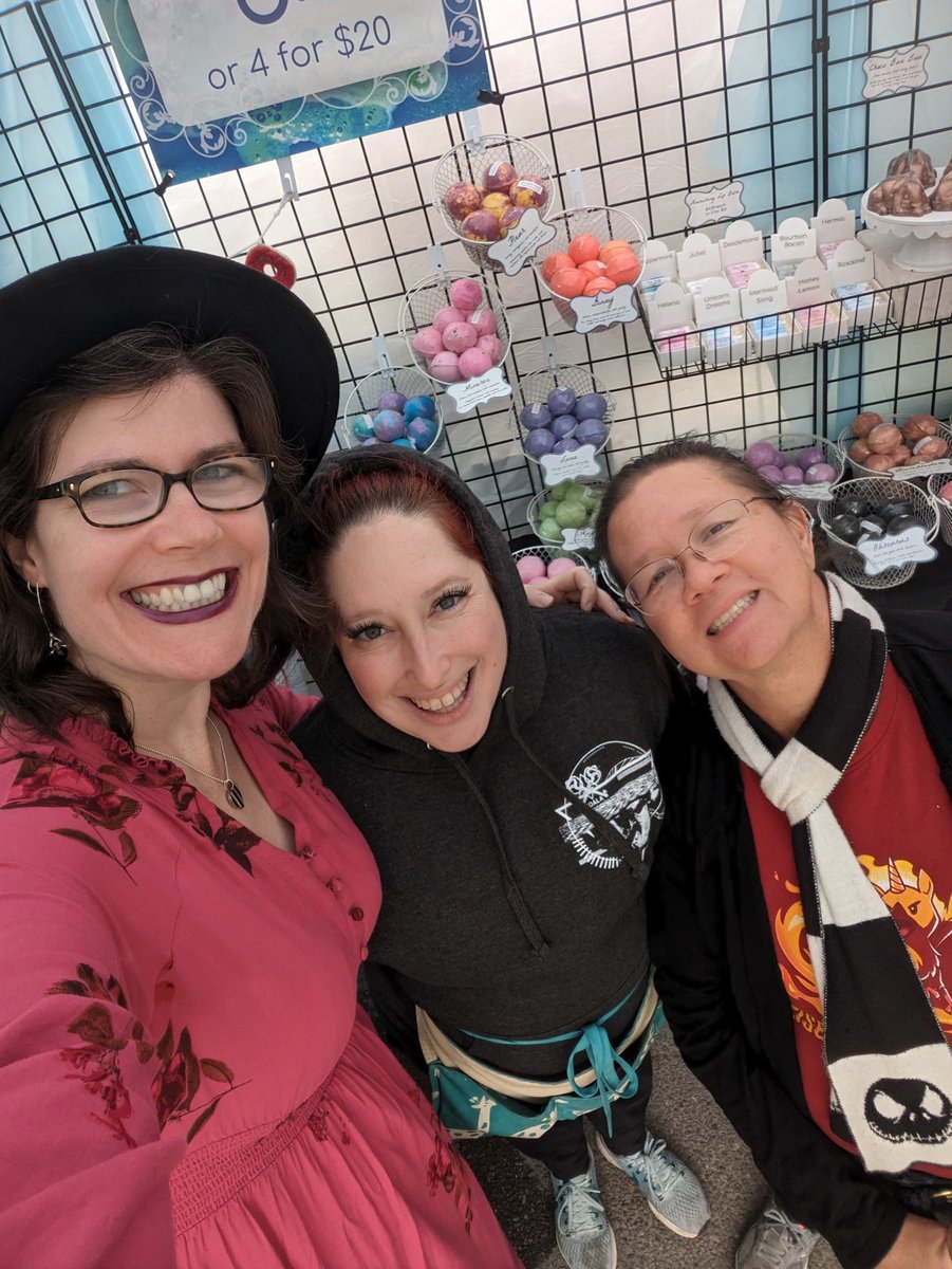 One more day of 4th Avenue Street Fair in Tucson, AZ! If you'd like me to sign your copy of my book, come to the Pure Poetry Cosmetics and Silver Sea Jewelry tents! #gardengoth #poetry #theworldeatslove