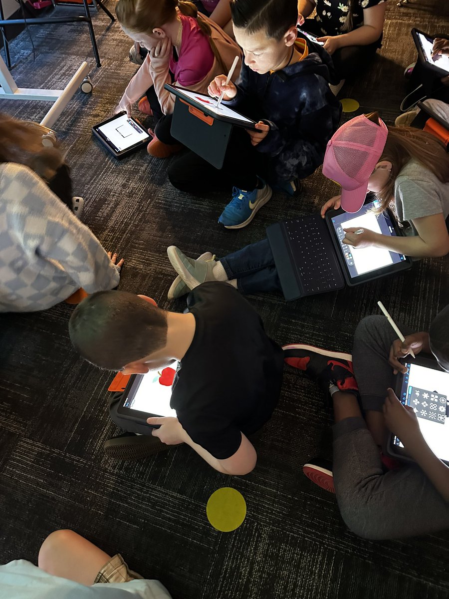 MrsHancockIES's tweet photo. These kids continue to AMAZE us with their problem solving and willingness to help each other. One of the million reasons why we love our 4th grade buddies ✨ https://t.co/O1Lol9Tnab