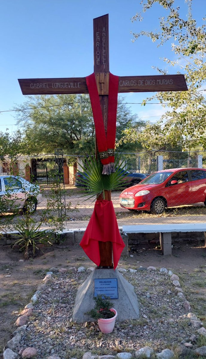 Un 24 de marzo de 1980 fue asesinado por otra dictadura cívico militar Monseñor Oscar Romero.