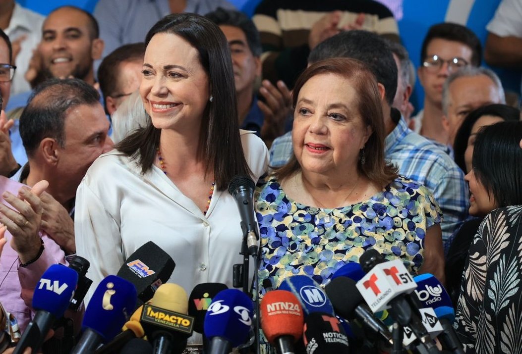 Carlos Infante tweet media