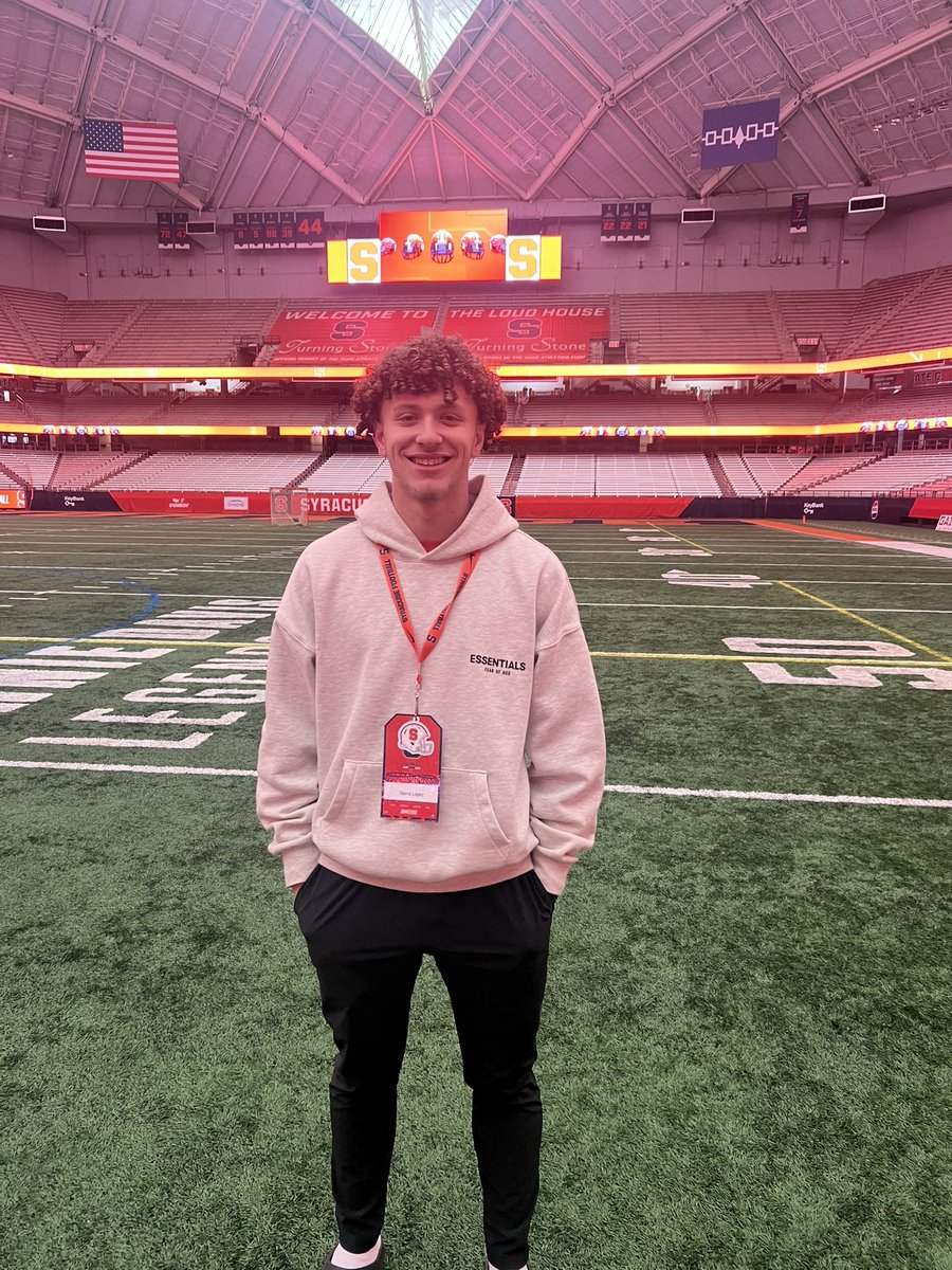 Had a great day at Syracuse yesterday, Can’t wait to be back🍊

<a href="/CoachNixon_Cuse/">Jeff Nixon</a> <a href="/CoachNunz/">Nunzio Campanile</a> <a href="/allpraisesdue7/">Stack Williams</a> <a href="/SyracuseOn247/">SyracuseOn247</a>