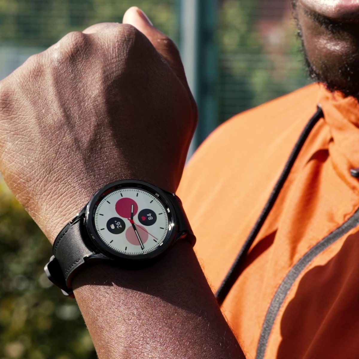 drbeel_techno's tweet photo. #Samsung
احدى أفضل الساعات الذكية في العالم باصدارها الجديد #GalaxyWatch7 قادمة في اغسطس المقبل بـ:
- ذاكرة اعلى 32GB
- معالج 3nm افضل 50%
- 3 موديلات #GalaxyWatch7 و #GalaxyWatch7Classic و #GalaxyWatch7Ultra أو #GalaxyWatch7Pro https://t.co/499CTx5YlT