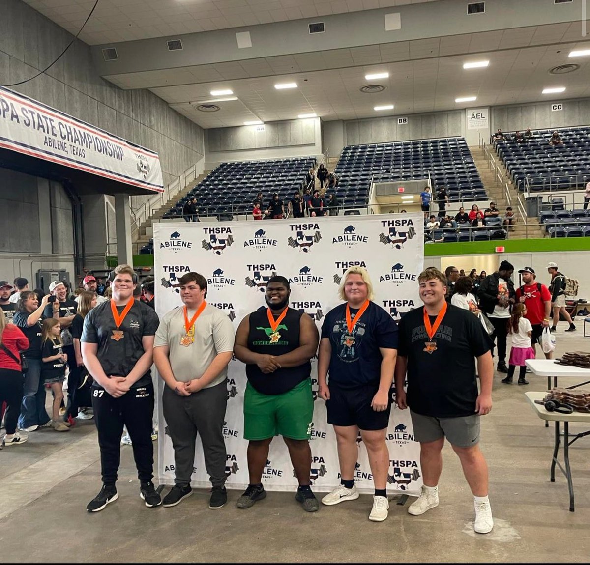 ChristianAshb14's tweet photo. That’s a wrap! I went into the 2024 THSPA State Meet 9th and left 5th! I couldn’t have asked for better people to compete with and without my community and coaches behind me I wouldn’t have been there in the first place. Thank y’all for everything. @CISDAthletics22 @LeafMonty https://t.co/63io8crzi9