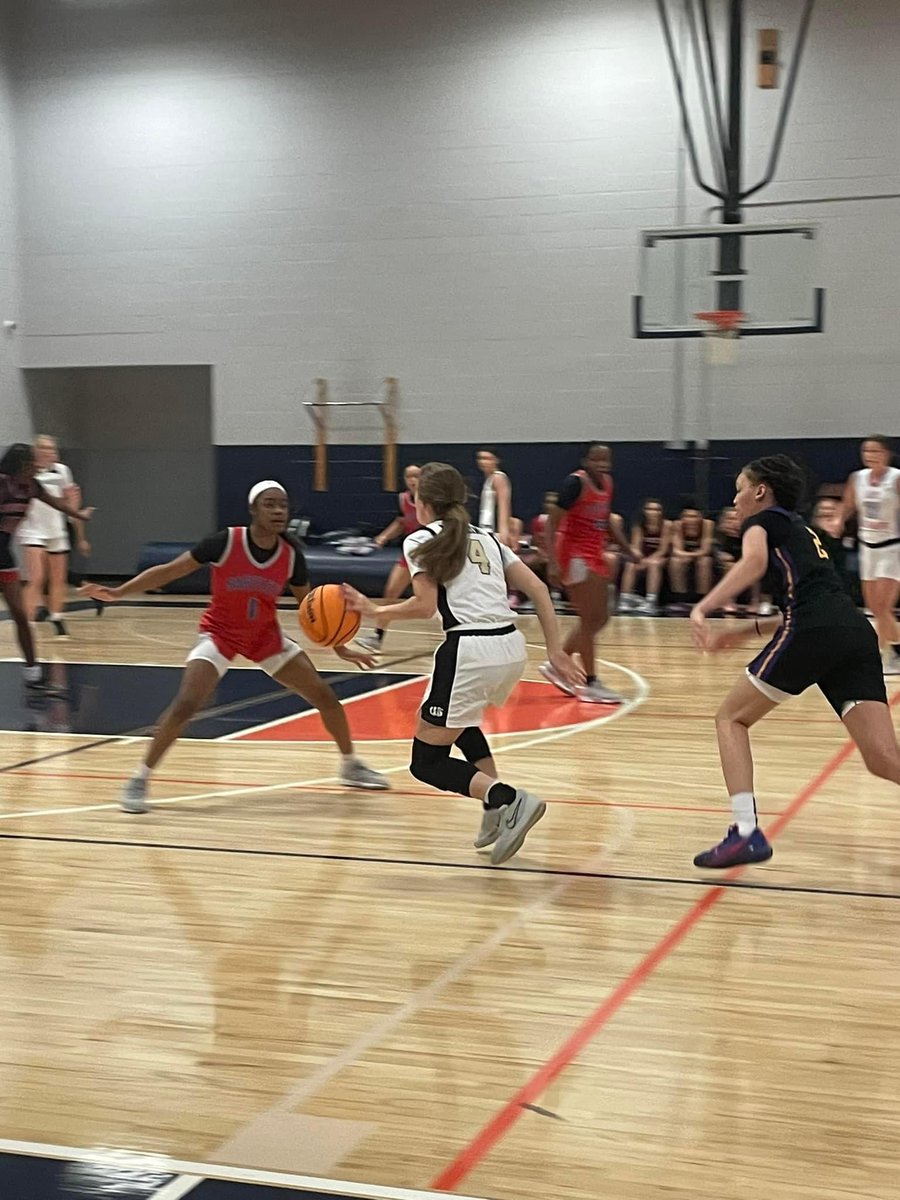 Thank you <a href="/BCATHOOPS/">BCAT</a> for a great All Star game yesterday! It was an honor to be invited to play with some of the best! My last game in my Lady Bee uniform.