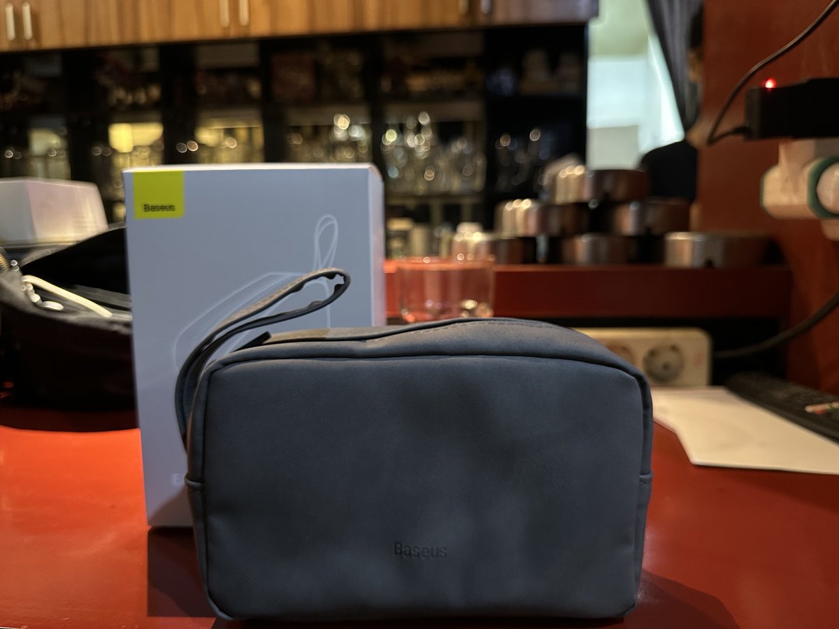 asiiik dapet hadiah dari bukber <a href="/bchsr_/">Beby Chaesara</a> 😋 makaci minB xixixi