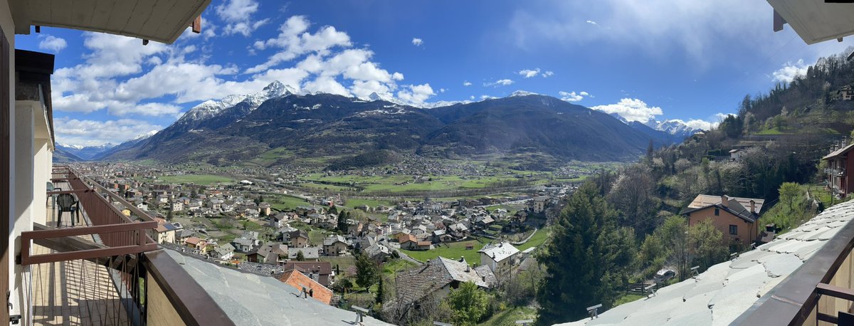 1707Ski's tweet photo. We have arrived and have a hotel with a view! 

#WeAreInterski https://t.co/Pn8GCBpnQn