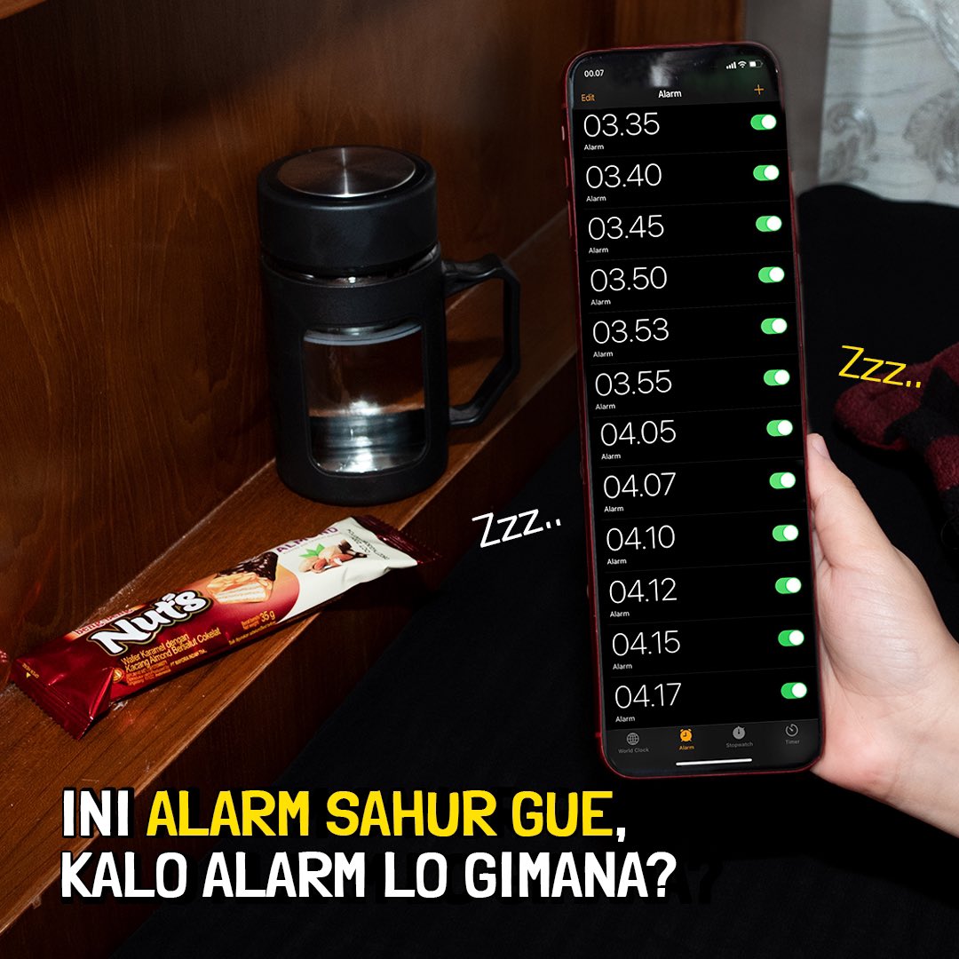 Waktu Indonesia Bagian Susah bangun sahur

Pokoknya di samping tempat tidur sedia Beng-Beng Nuts yang ada kacang almondnya itu, incase bangunnya udah mepet imsak