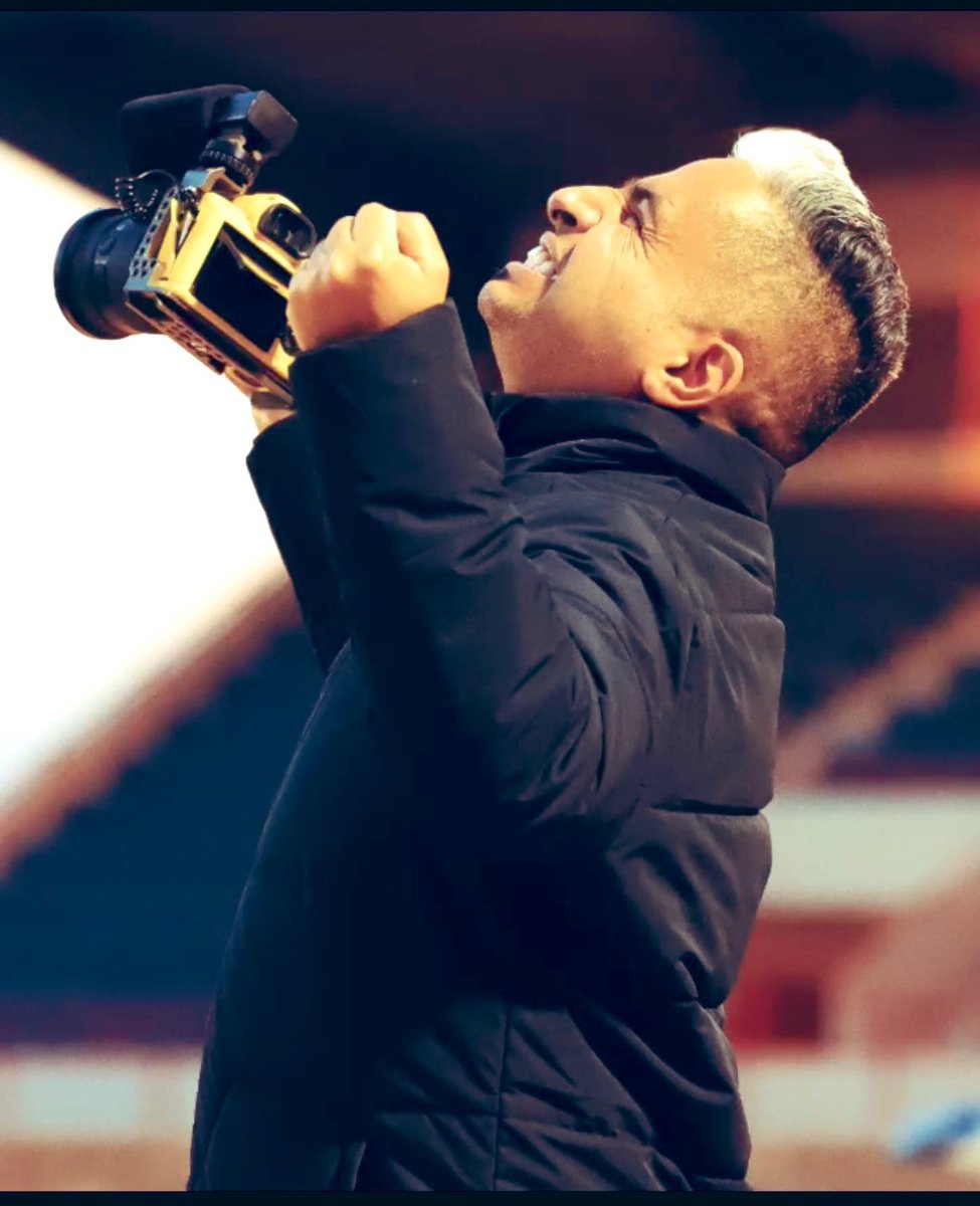 الاعلامي المميز والجندي المجهول 
(وجه السعد)
الف مبروك يا محمد جهودك لم تذهب 
رغم ان المتسلقه كثير على عملك الا انك برهنت للجميع انك ( رقم صعب)
<a href="/bin_sahia/">محمد بن سهيه🎬🎻</a> 

@neomsportsclub