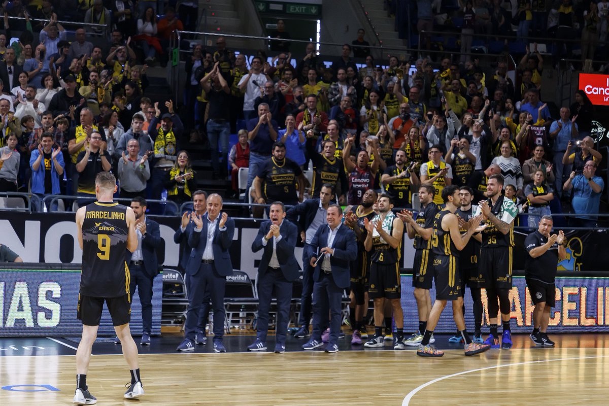 🔝 Un récord para la eternidad.

😱 Más de 30 años después, la #ACB tiene un nuevo líder histórico en asistencias

🙌 <a href="/Huertas09/">Marcelo Huertas</a> supera el récord de Pablo Laso. ¡Honor y respeto!