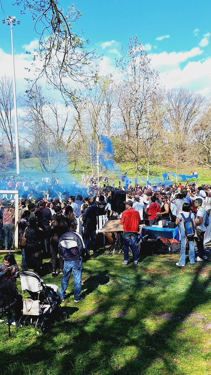 Vibrant and colourful Holi celebration today in Milan organised by Consulate General of India, Milan along with Indian Association of Northern Italy and Italian Hindu Union at Parco Lambro in Milan. @MEAIndia @IndiainItaly @MinOfCultureGoI @induismoItalia