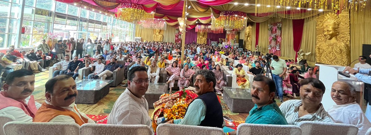 Pehlejanta's tweet photo. Blunders of Congress party responsible for miseries of people: Jugal Kishore Sharma 
@BJP4JnK
@mpjugalkishore 

Read here: 

https://t.co/4r5or550Pa

Facebook: https://t.co/AcmiYuJdG6 https://t.co/qRhidO8LrF