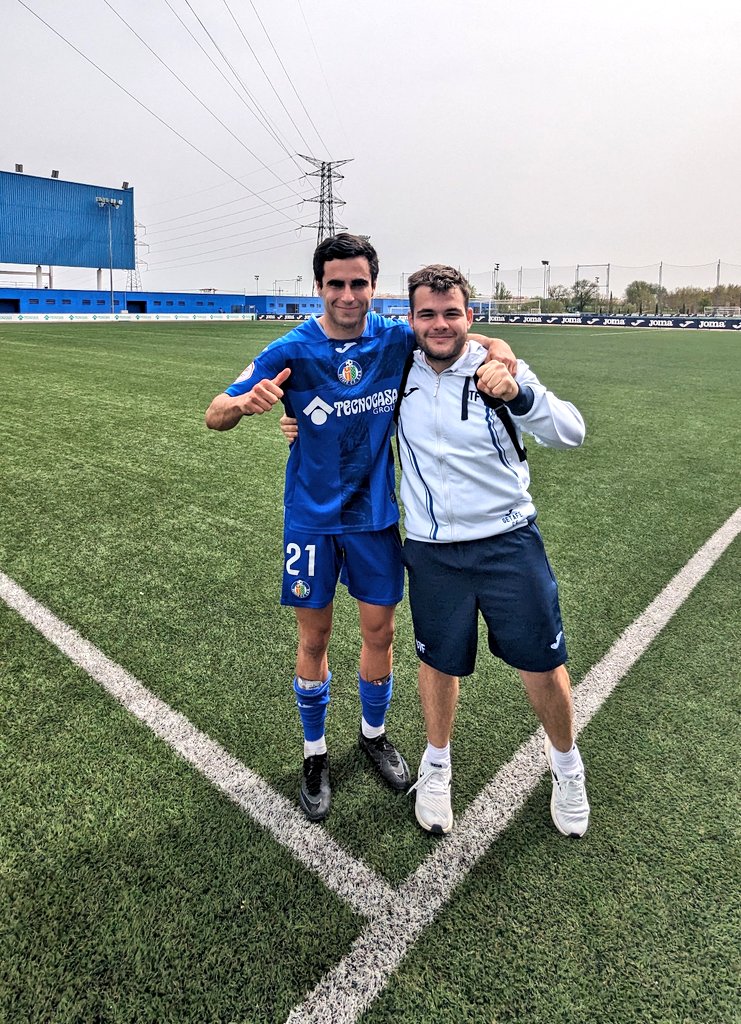🏆 𝕍𝕀ℂ𝕋𝕆ℝ𝕀𝕆́ℕ 🏆

Que bien las empuja <a href="/gcalsada_10/">Gonzalo Calçada</a>, una maravilla, y ya van 𝐎𝐂𝐇𝐎 🤣

Seguimos soñando y disfrutando a partes iguales con este equipo 🤩⛴️

#VamosGetaB | #QueElGetaNoPare