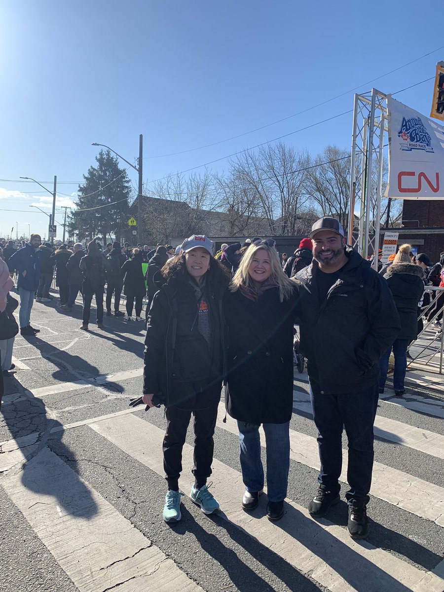 Mayor <a href="/AndreaHorwath/">Andrea Horwath</a> race director Anna Lewis and I just after the 30+k run kicked off. <a href="/CNRailway/">Canadian National</a> is proud to be the presenting sponsor again this year of <a href="/bayracerun/">Bay Race 30k</a> in <a href="/cityofhamilton/">City of Hamilton</a>