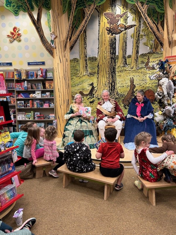 BNReading's tweet photo. Thanks to everyone who came out to storytime yesterday with the cast of Reading Civic Theatre's Cinderella!!! #BNReading #storytime https://t.co/giJu7KvROD