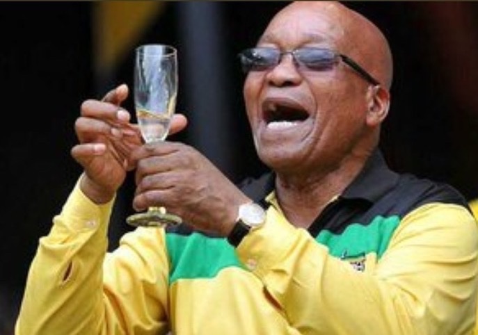 MawrongzJnr's tweet photo. To us men and women who never tried umuthi to win a relationship https://t.co/3Pb6T5a28a