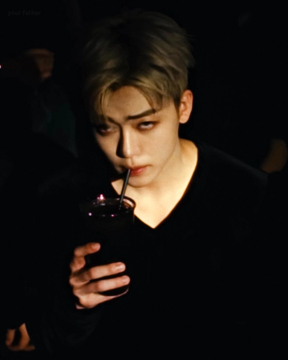 𝙮𝙤𝙪𝙧 𝙛𝙖𝙩𝙝𝙚𝙧 tweet media