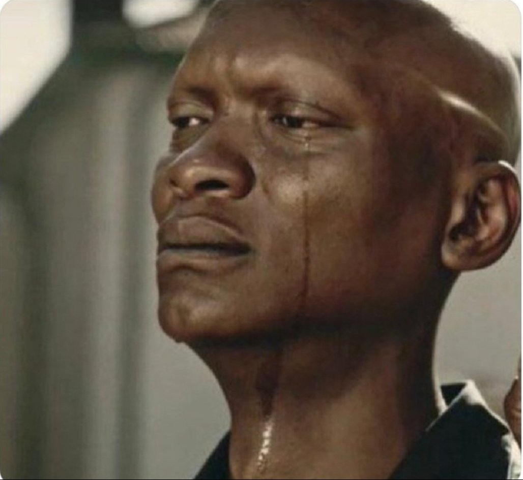 Umuntu wese nkunze iyo ntasanze afite chr , nsanga afite save the date🤦