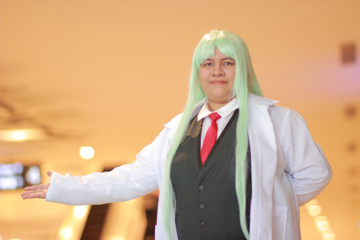 ICCHAN.☂

Slapping this here because hhhh I know it's unedited yet but I just love this.

I'll make a better Angela cosplay someday. ;7;

(Also under 'content warning' because reasons-)