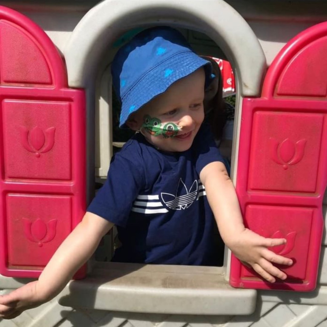 #WilmsTumour affects around 90 children each year in the UK. Oliver was diagnosed with Wilms aged just one year old. This #KidneyCancerAwarenessMonth, Oliver's mum, Ceri-Anne, shares his story. Learn about signs, diagnosis, stages, & treatments at: bit.ly/4anjVR7