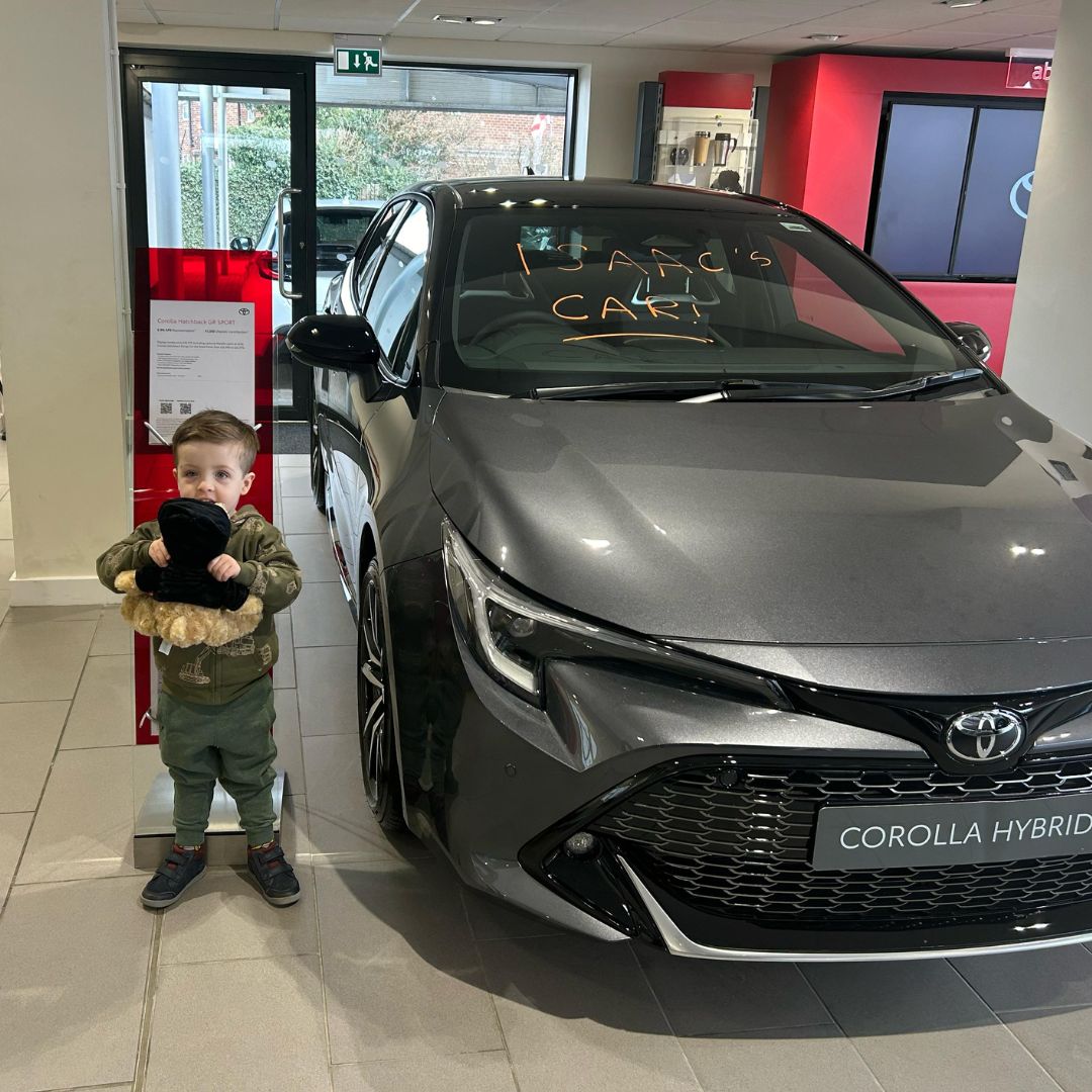 Young Isaac sure knows good taste when it comes to cars!🚘 He picked out his favorite one at our Rotherham dealership, so we had to make it official and write his name on it. His Mum ended up taking home a shiny new Yaris from us too.🥰