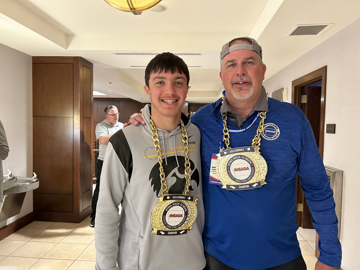 IOWAHSADA's tweet photo. Day 2 highlights from the 56th Annual State Convention! #IAADConf24 https://t.co/GpIr6fjIR1