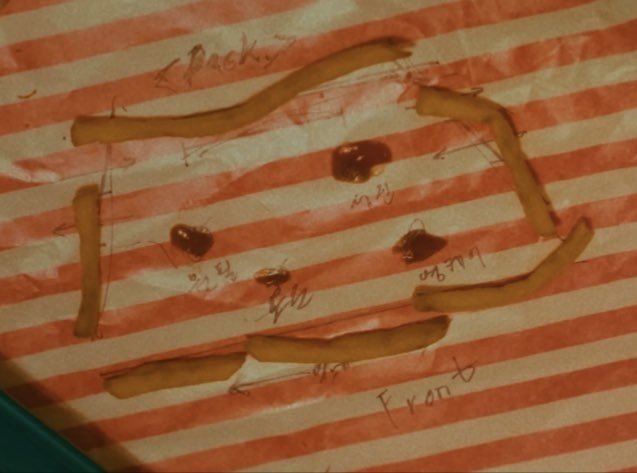 이번 데식 벚꽃콘 무대 배치 예상
360도 무대면 백퍼 엠카 한페될처럼 각자 구역 담당해서 구역 바라보게 설 것임
글고 스제가 그동안 해온 걸 보면 허투루 아무 의미없는 걸 프리뷰 필름에 숨겨놓진 않았을거임 그래서

A 원필 B 성진 C 도운 D 영케이 추정

#데이식스 #벚꽃콘 #웰쇼콘