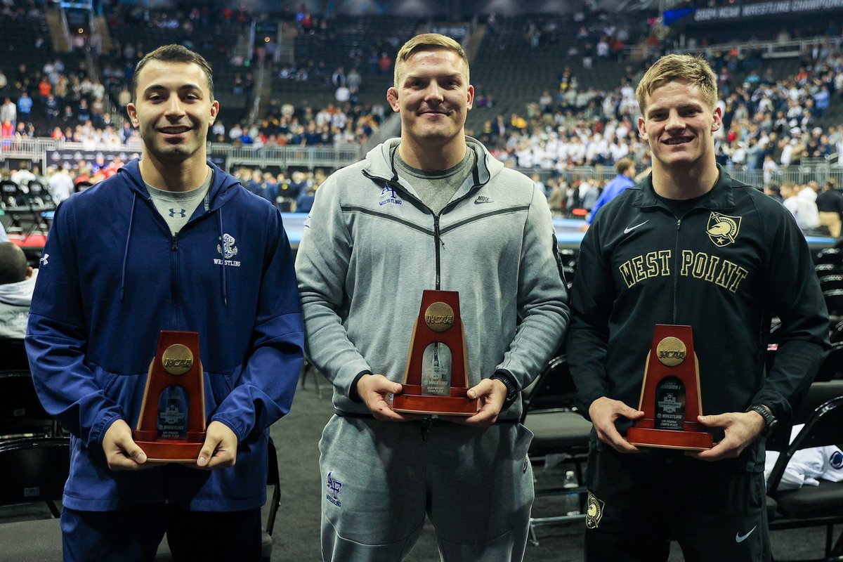 For the first time since 2003, all 3 service academies have an All-American in the same tournament! Rivals on the mat fighting for the same team off of it. @AF_Wrestle @ArmyWP_Wres #GoNavy⚓️ x #WinTheBattle