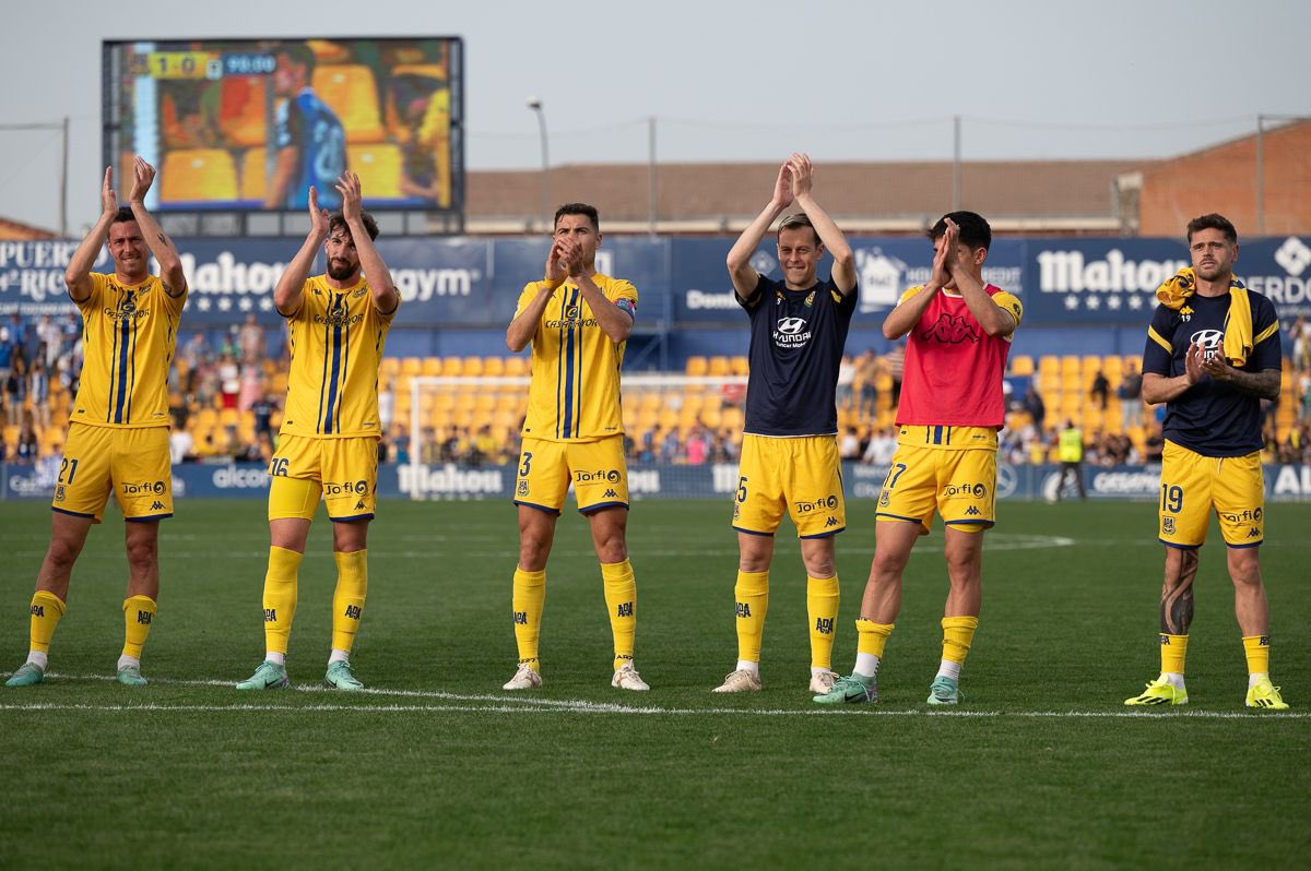 Con estos chicos y esta gente es imposible no creer. Ayer volvimos a demostrar que juntos somos muy fuertes. Gracias a todos 💛 Ahora, a por la siguiente final en nuestra casa 💪 #vamosalcor