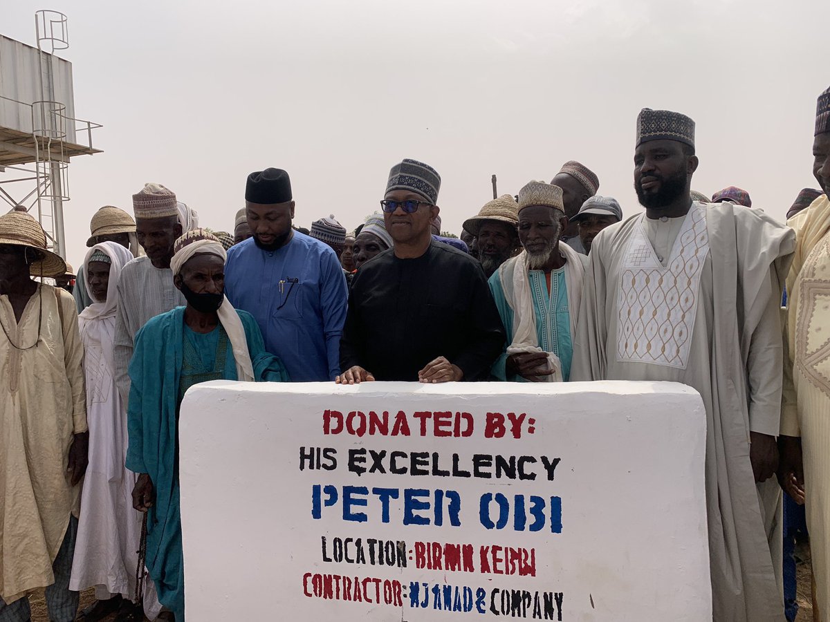 EmirSirdam's tweet photo. The Bridge Builder of Africa @PeterObi is providing free water across the country. 🙌🏿

While APC are providing hunger and padding budgets. 😭 

Let the wailing begin 😁 https://t.co/cyRODWb1Xe