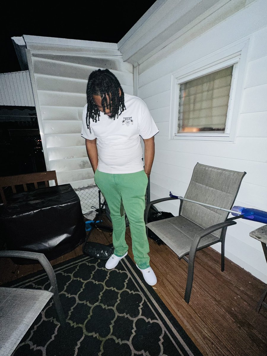 SHAQ_NOLIA's tweet photo. 💚 👹 💚 #Anthworld #Richybandgang #Scrandysav #LLP https://t.co/MHJtxzUZrV