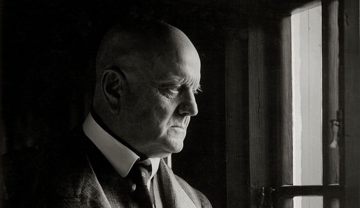 If you want to make me cry, just put Sibelius 7 on. Stand back and admire the effect: pure hot sobbing tears. One of the most wondrous works of art, as near to musical perfection as we are likely to get in this fallen world. Happy 100th birthday to this extraordinary masterpiece.