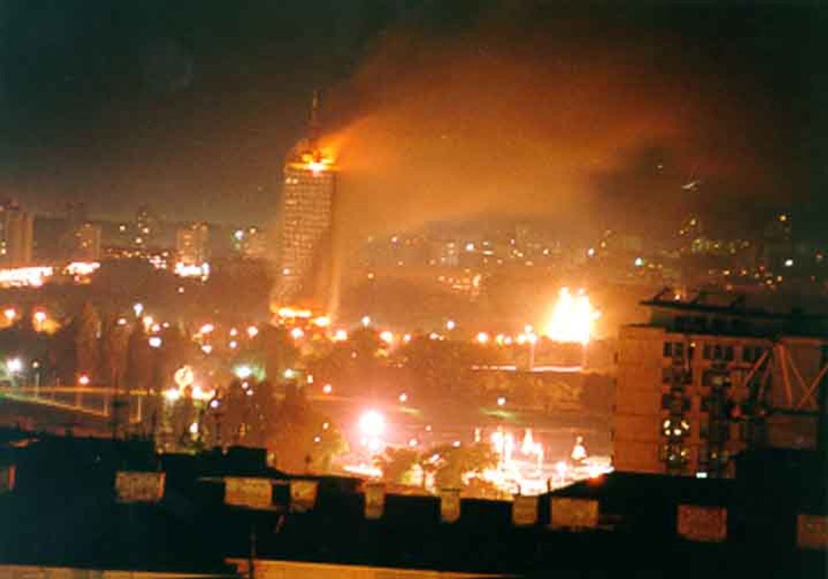 Thomas Fazi on X: "On this day in 1999, NATO began its 78-day illegal bombing campaign of Yugoslavia, the first act of aggression against a sovereign state committed in Europe since the