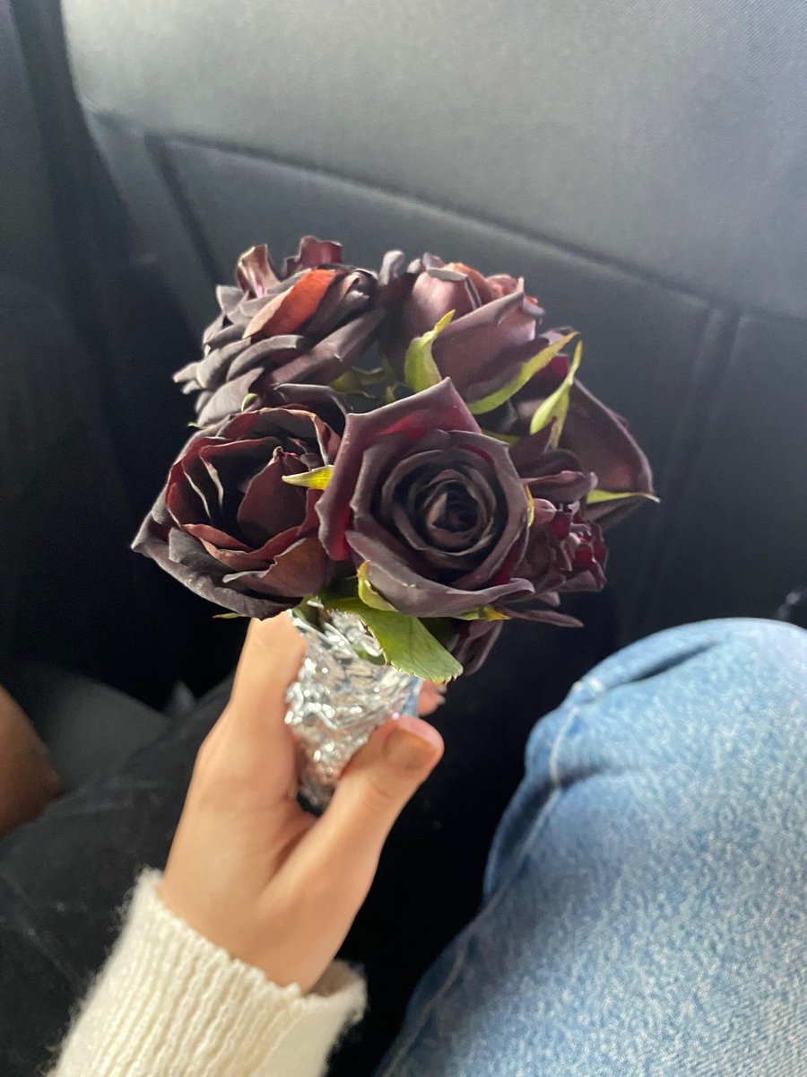 O sırada max bu kadar kara olan halfeti karagül