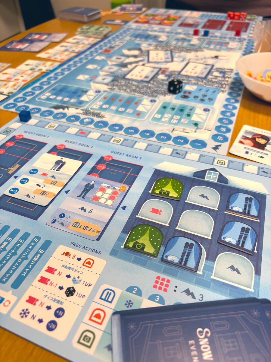 BGBEで買ったSNOW PLANNER❄️
めっちゃ楽しかった〜〜よい買い物でした！
やれることが多くてなかなか頭を使います。説明書見ながらで2時間半くらい。
最近重めのゲームが好きになってきたので時間作ってたくさんプレイしていきたい！