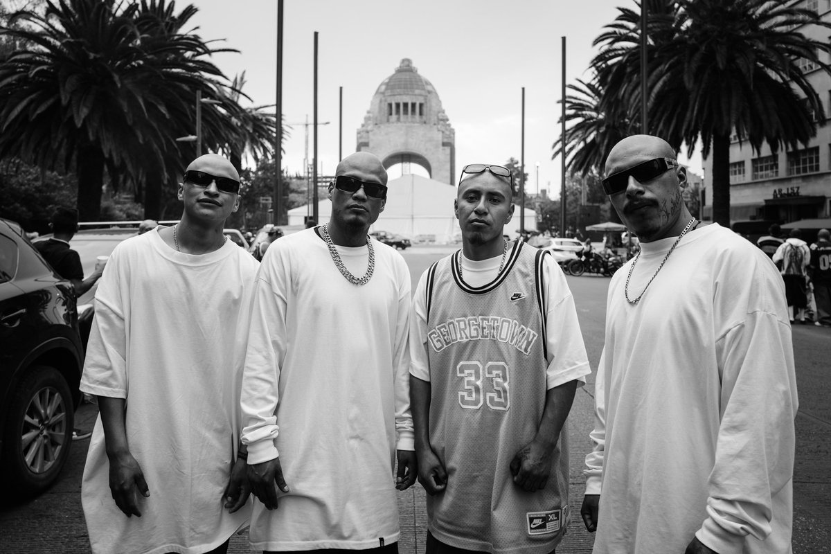 Good Morning
NEW BLOG POST… 
Low riders shootig
Click link below to see more photos 
#lowrider #lowriders #mexicocity 

coral-nectarine-225j.squarespace.com/blog/low-riders