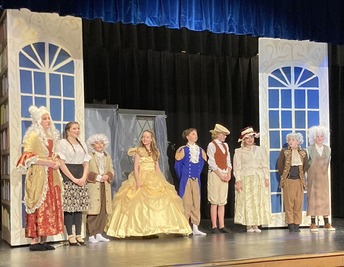 Another wonderful performance by our students and crew last night at Beauty and the Beast, Jr!! One more opportunity to see this amazing cast, crew and staff perform today at the Sing-A-Long show at 1pm! #MahwahConnects
