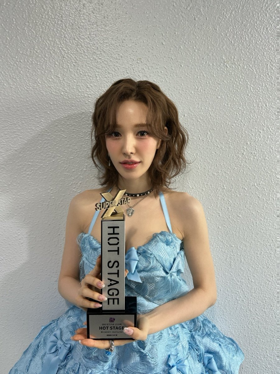 러비들~🩵 눈 깜짝할 사이에 2주라는 시간이 지나갔어요 ㅠㅠ 3년 만에 나온 미니 2집 ‘Wish You Hell' 많은 관심과 응원, 사랑을 보내줘서 고맙구🩵 내가 긍정적인 에너지를 주려고 했는데 오히려 내가 더 많이 받아서🥹 정말 너무 고맙구 사랑해!!!!!!!!!! 행복했어요!!!!!!!!!!! 

#WENDY #웬디