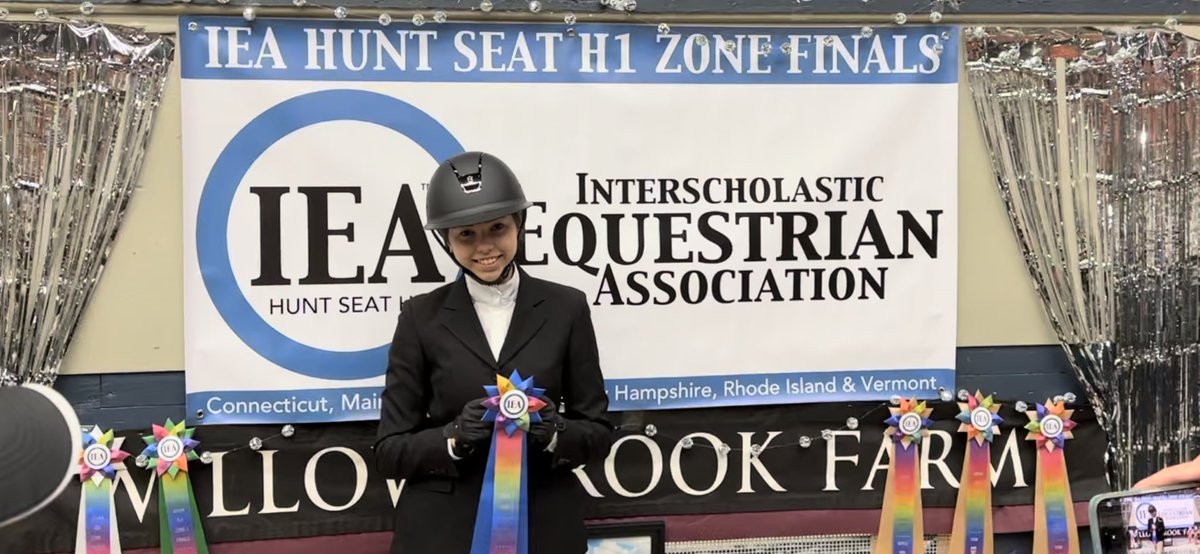 francomc's tweet image. The look of a champion!  Zone 1 Northeast Team over fences 🥇