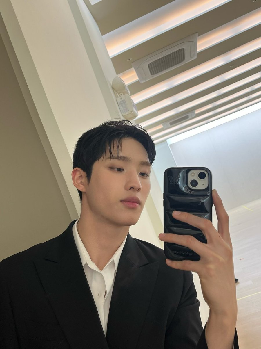 기호대리는 퇴근합니다 💼👨🏻‍💼

#P1Harmony #KEEHO