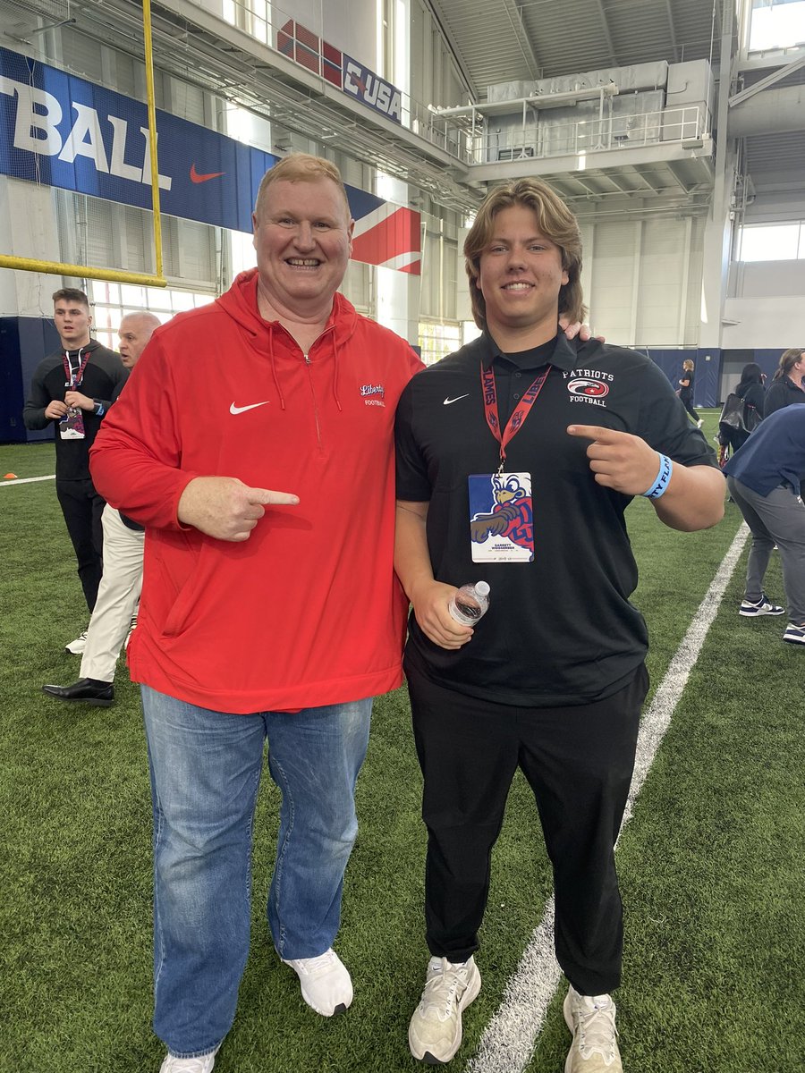 Had a great day at liberty today, thanks coaches for the experience! @MarshallMcDuf14 @BigPlayRay50 @coachcarter63 @coachbilldurkin @Coach_D13 @Aaron_Fierbaugh