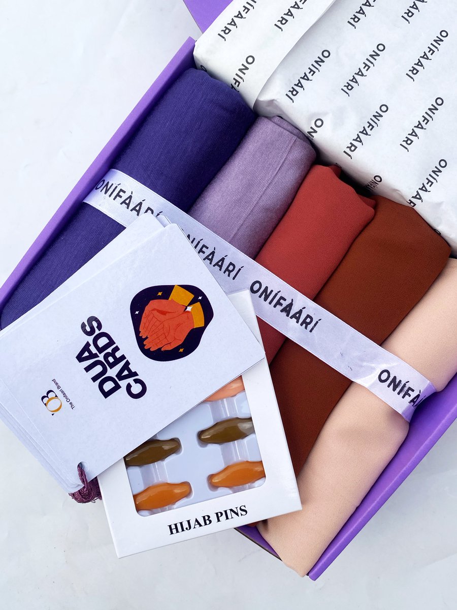 AjokeOnifaari's tweet image. Quote this tweet with anything, Highest retweet after 24 hours get the exact gift box

N:B Just one winner